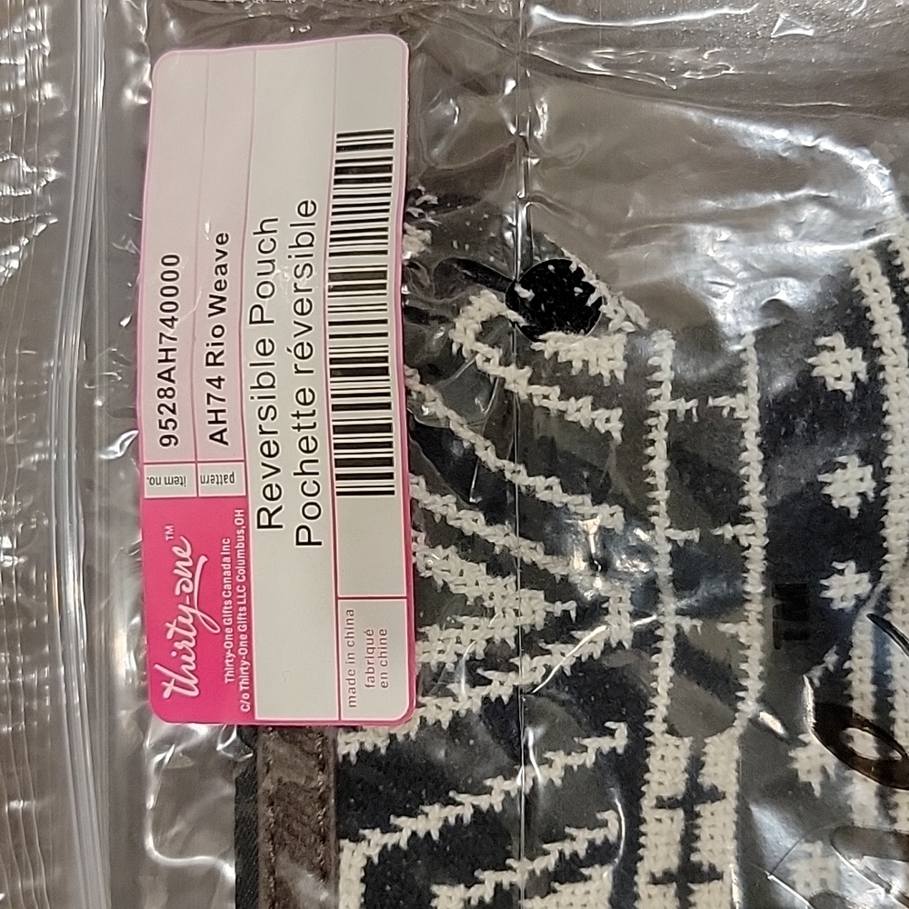 Thirty-One Reversible Pouch - Picture 5 of 6